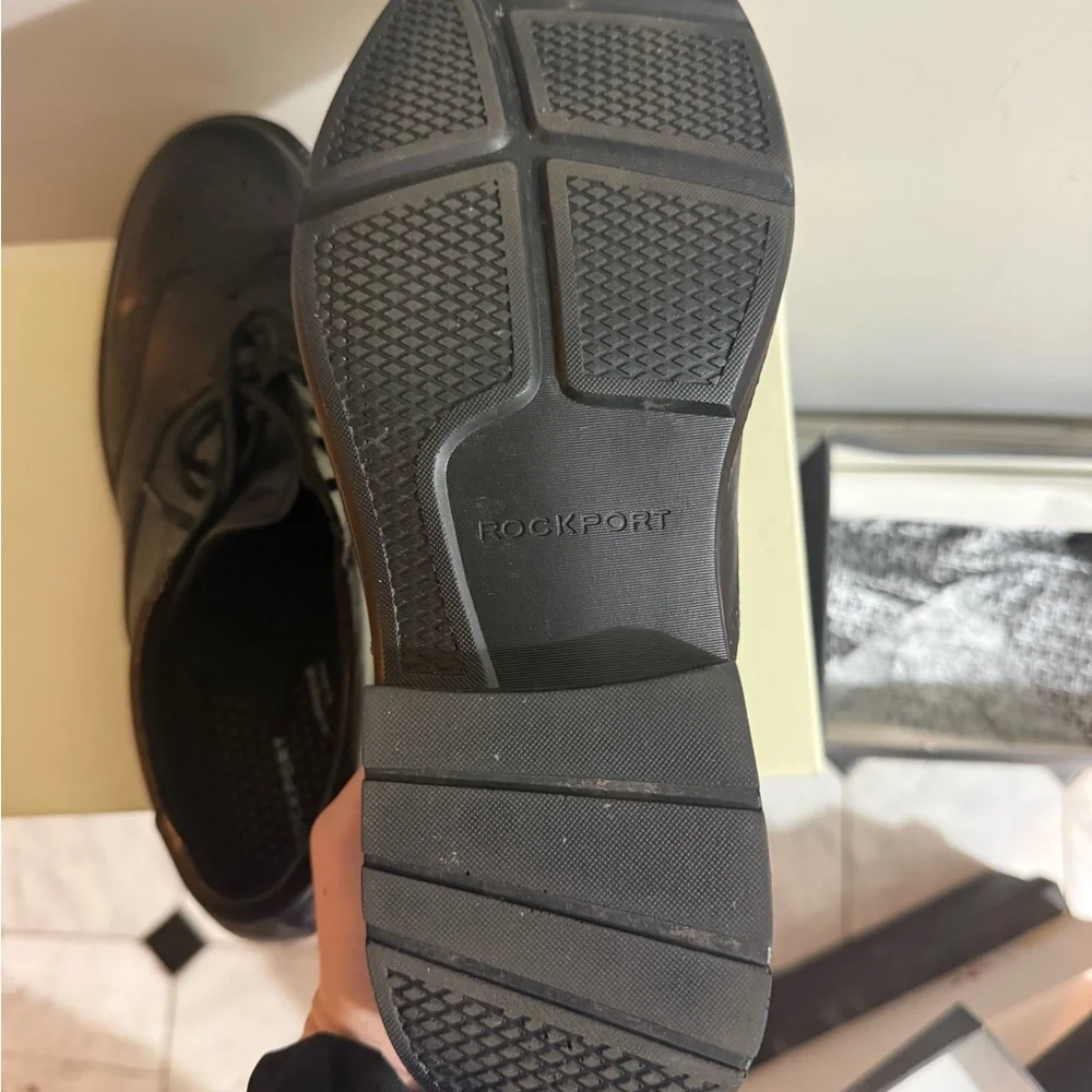 Rockport Black Leather Men's Oxfords